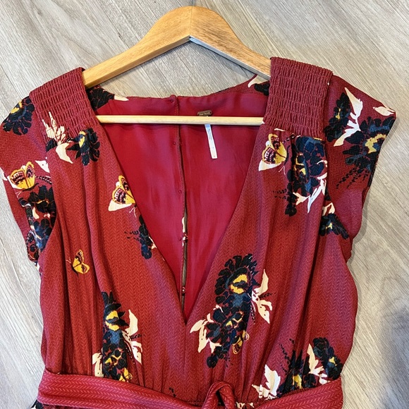Free People All I Got Red Floral Maxi Dress Size 2 - Picture 4 of 6
